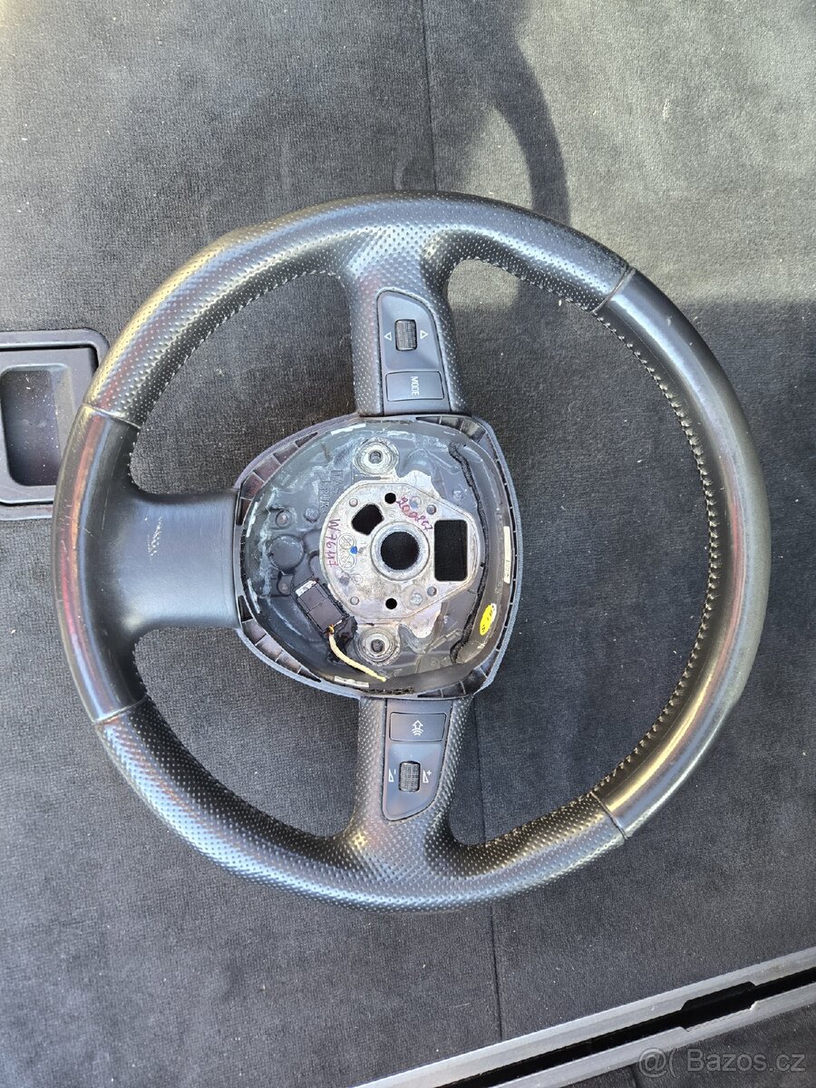 Prodám volant z Audi A6 4F