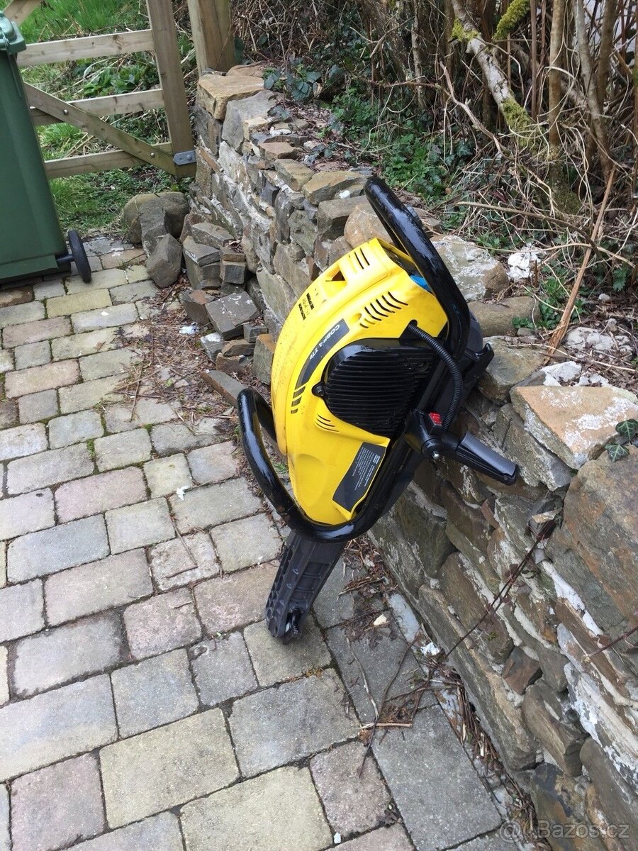 Motorové sbíjecí kladivo Atlas Copco Cobra PROi (2017)