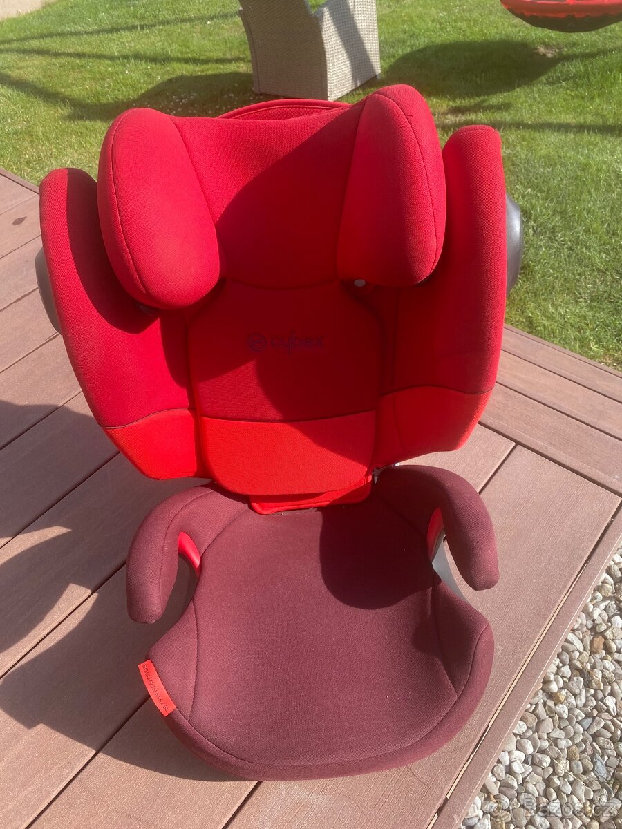 Autosedačku Cybex fix solutio