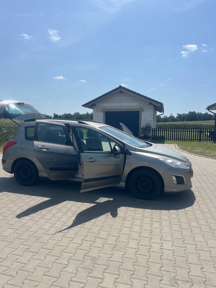 Peugeot 308, 1.6 HDi, 2011