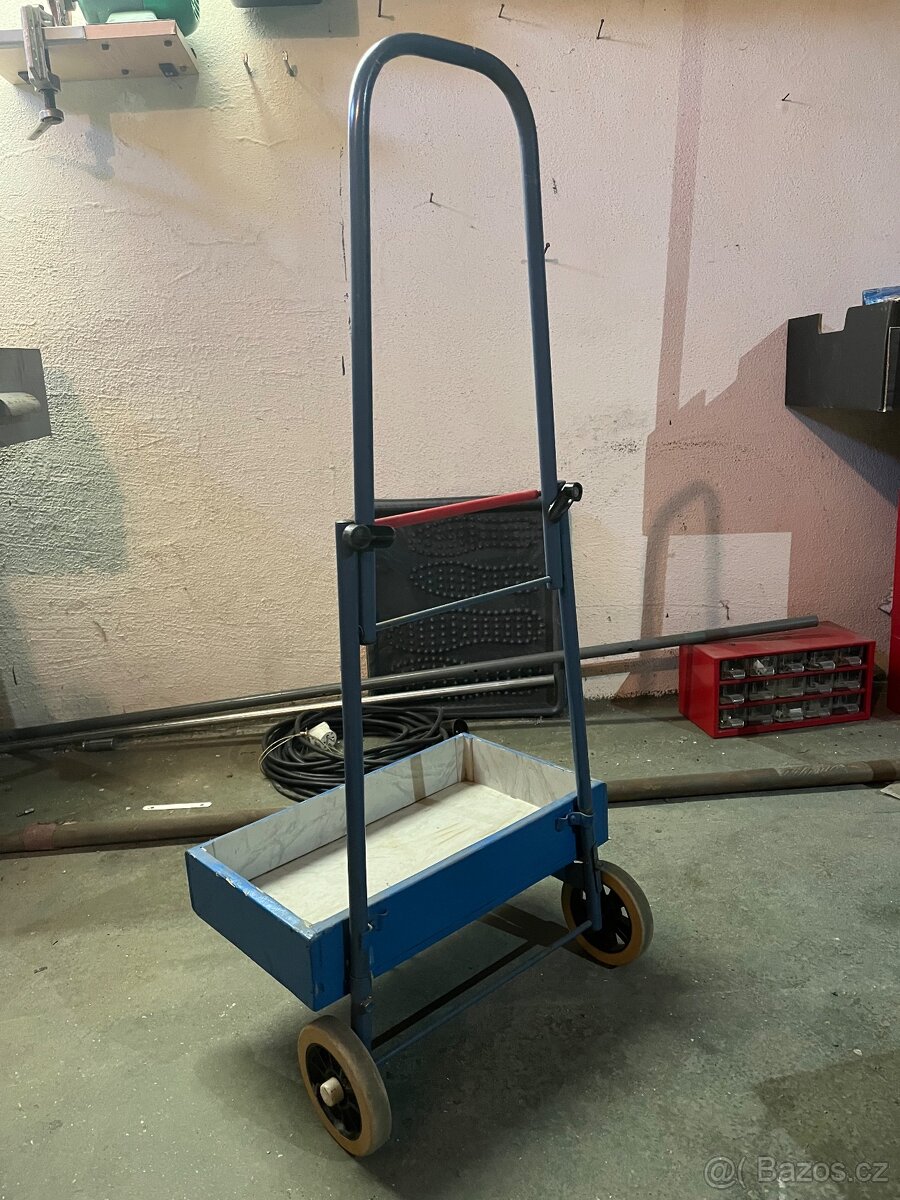 Skládací vozíček, vozík na kolečkách, nákupní vozík, tratar