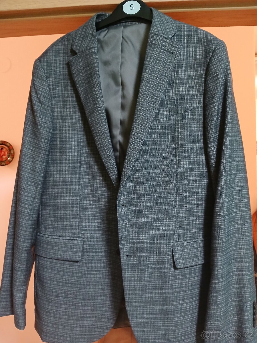 Prodám pánský oblek