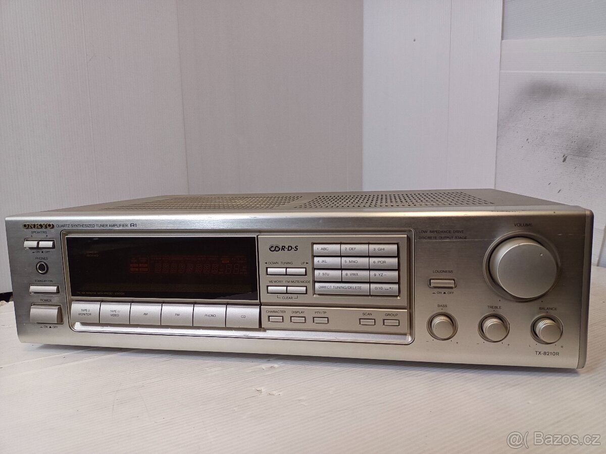 ONKYO TX-8210R rádio se zasilovačem