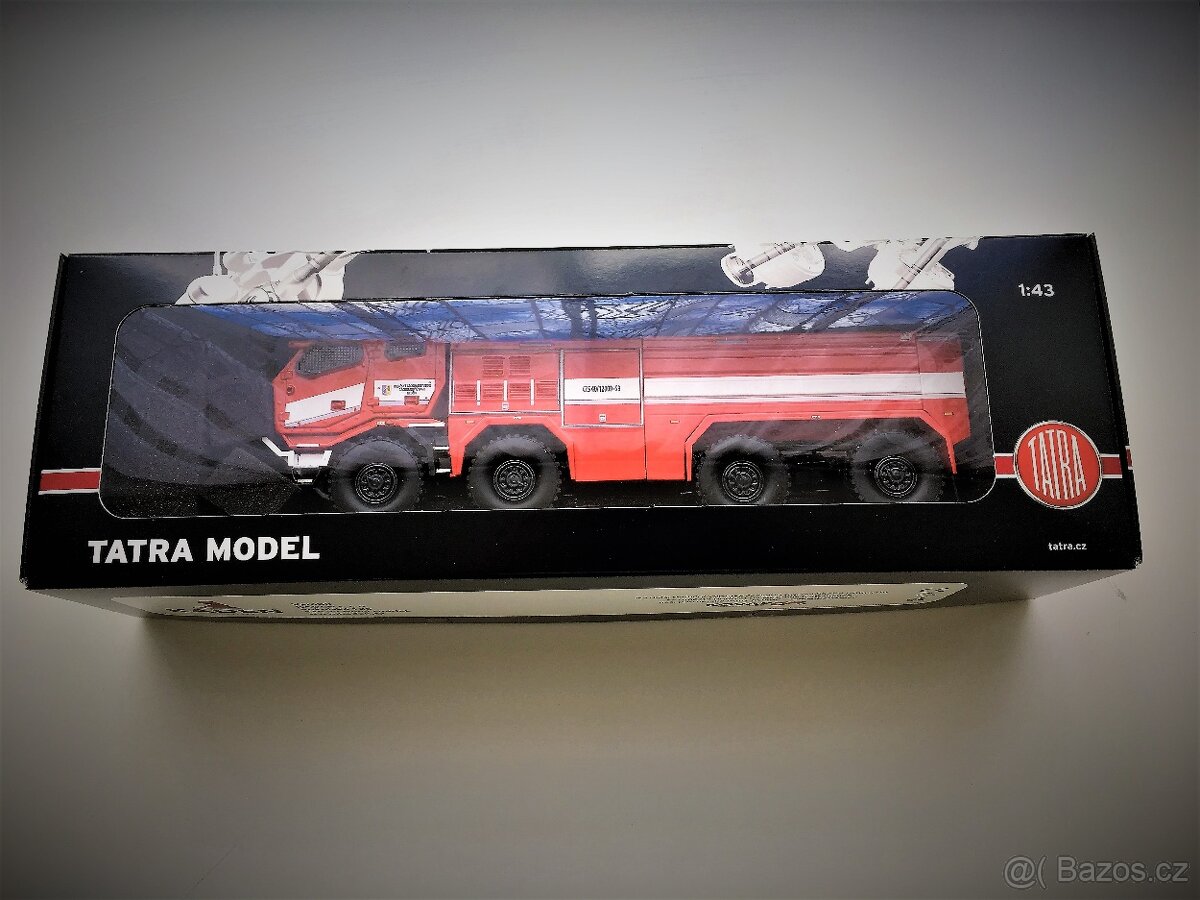 Model TATRA T815-7 8x8 CZS 40 "TITAN" Kaden 1/43