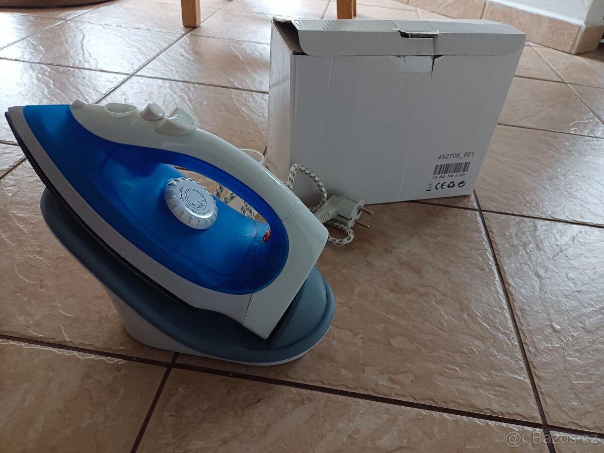 nová bezdratová žehlicka