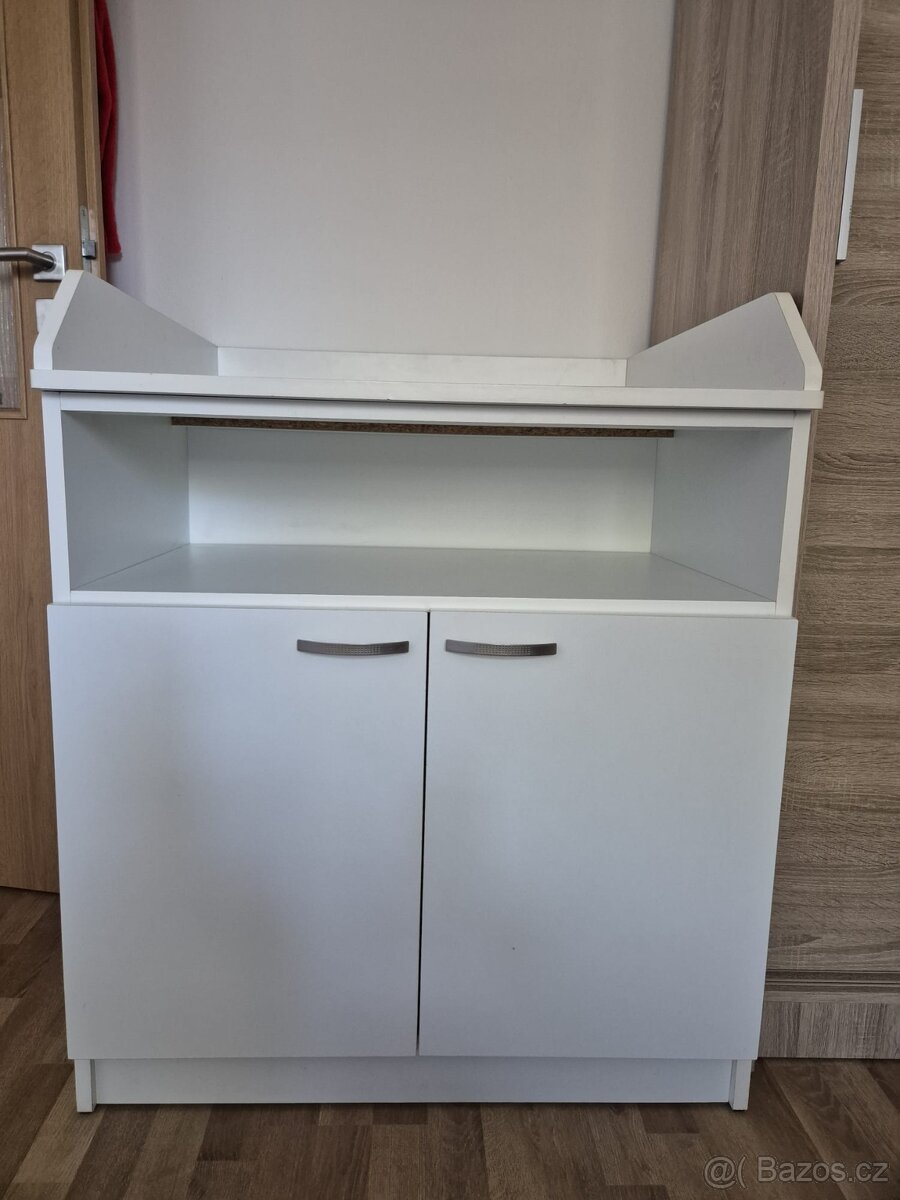 Přebalovací komoda/pult