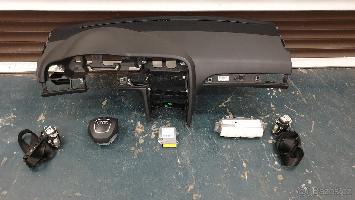Palubní deska airbagy pásy jednotka Audi A6 C6 4F