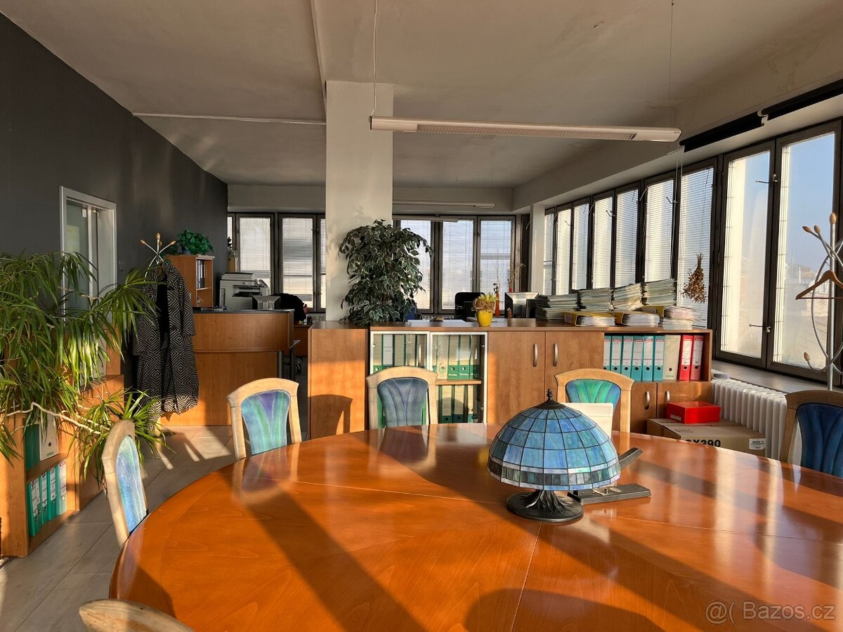 Pronájem kanceláře 57 m², OD CENTRUM, Kobližná, Brno