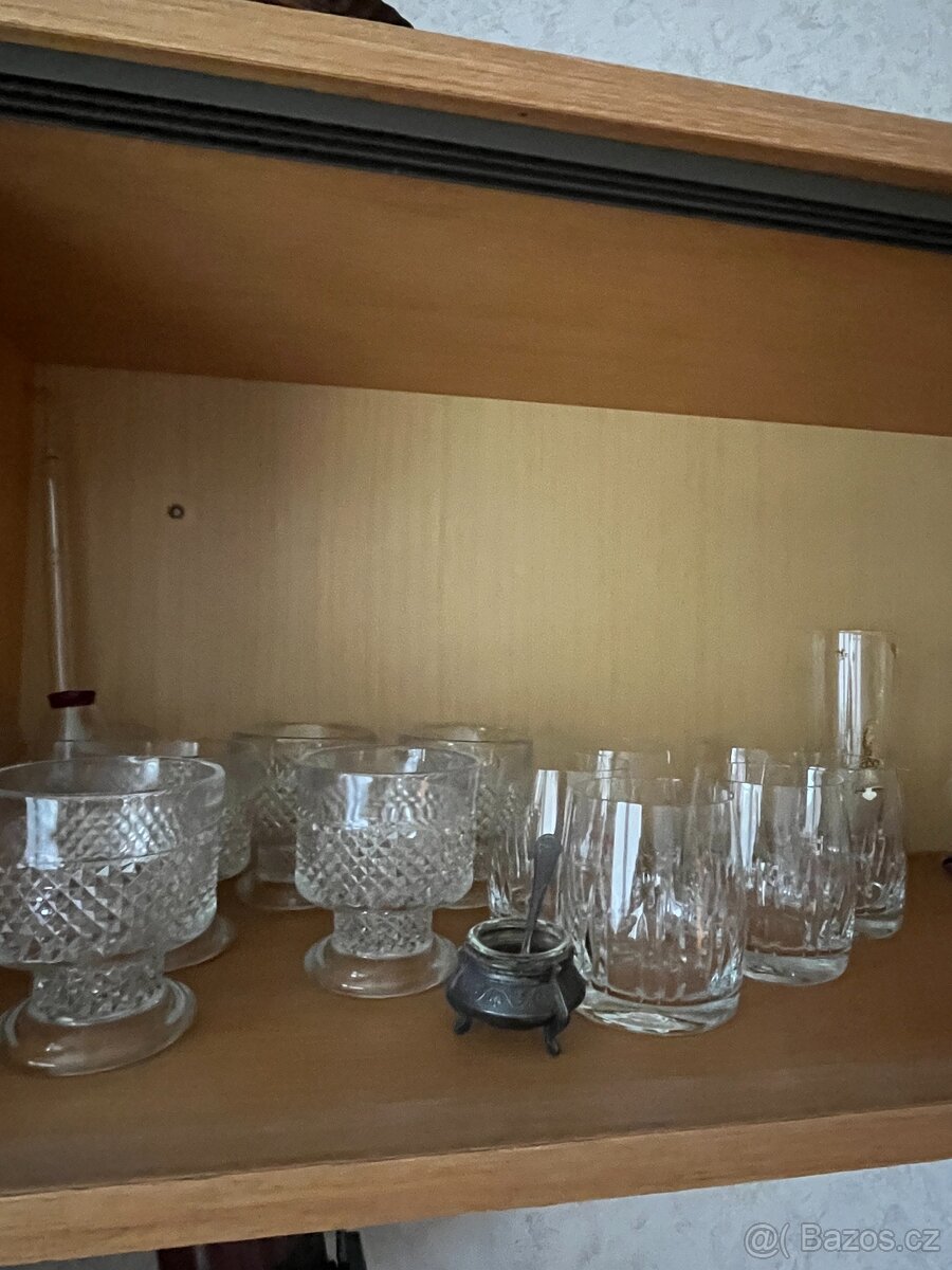 Broušené i nebroušené sklenice