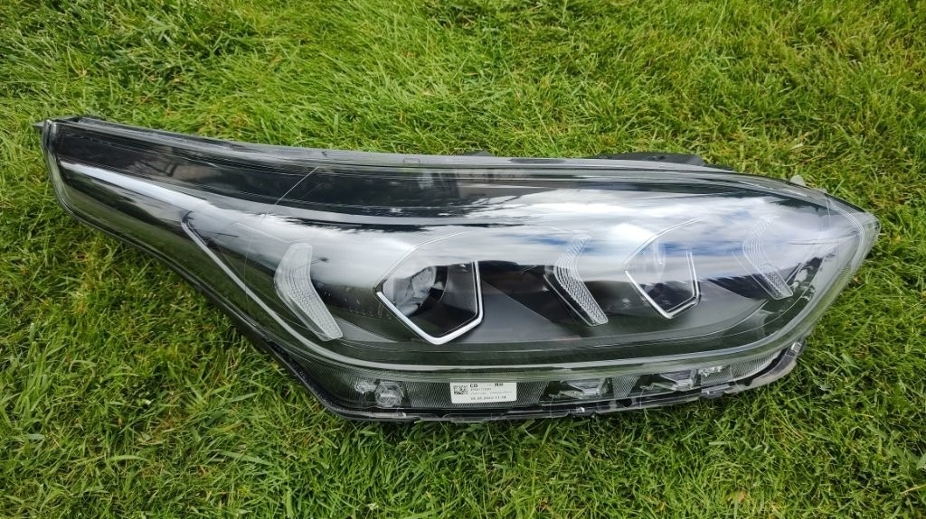 Kia Ceed III 3 CD facelift 2021 - Full LED svetlo