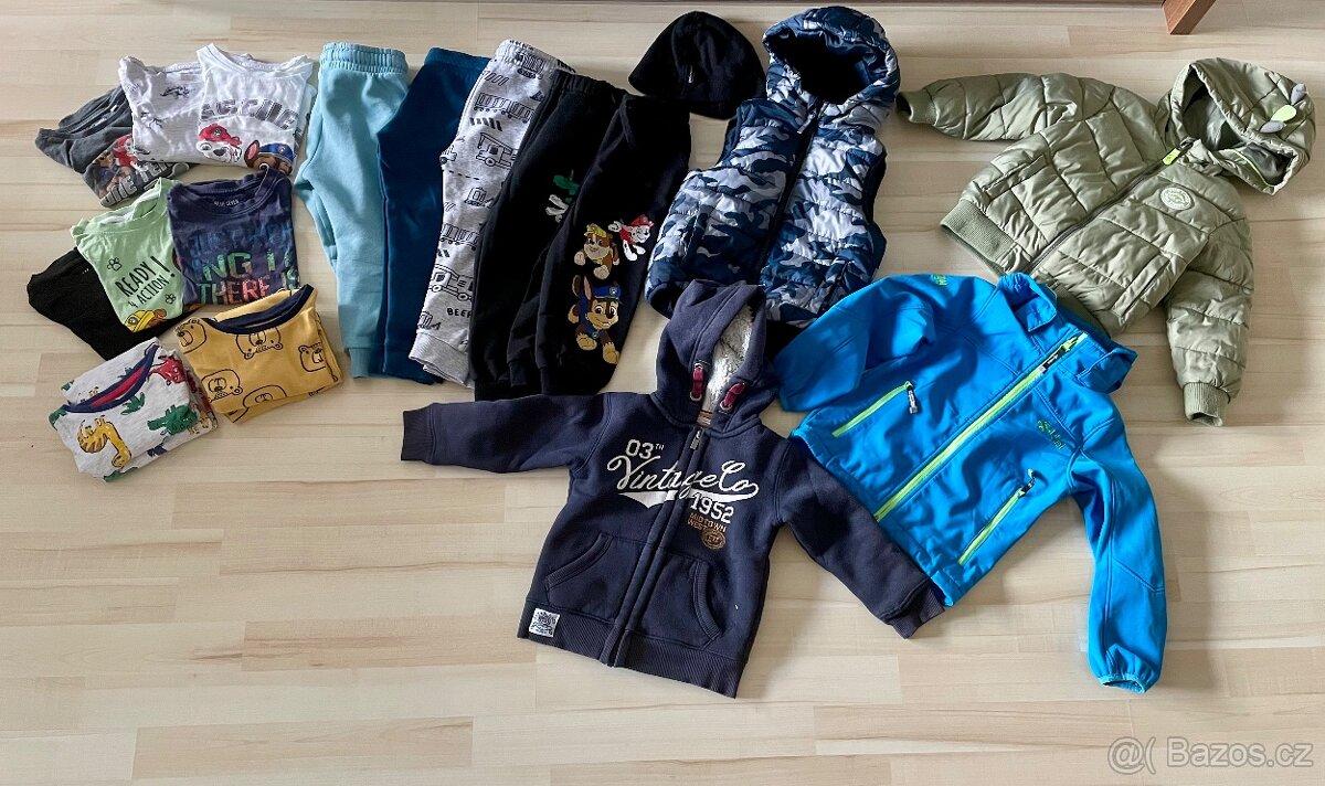 Obleceni pro kluka velikost 104