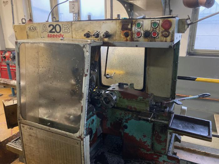 Soustruhy - polo/automatické A-20 B Speedy (2 ks)