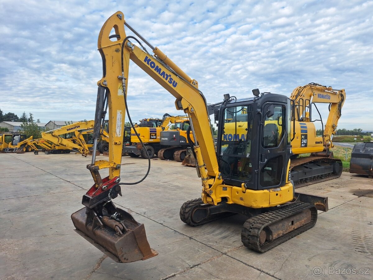 KOMATSU PC 35 MR - 3