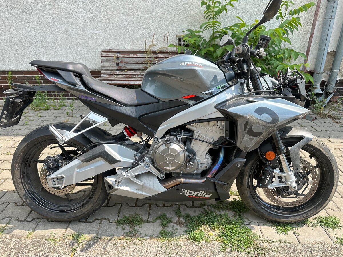Aprilia Tuono 660
