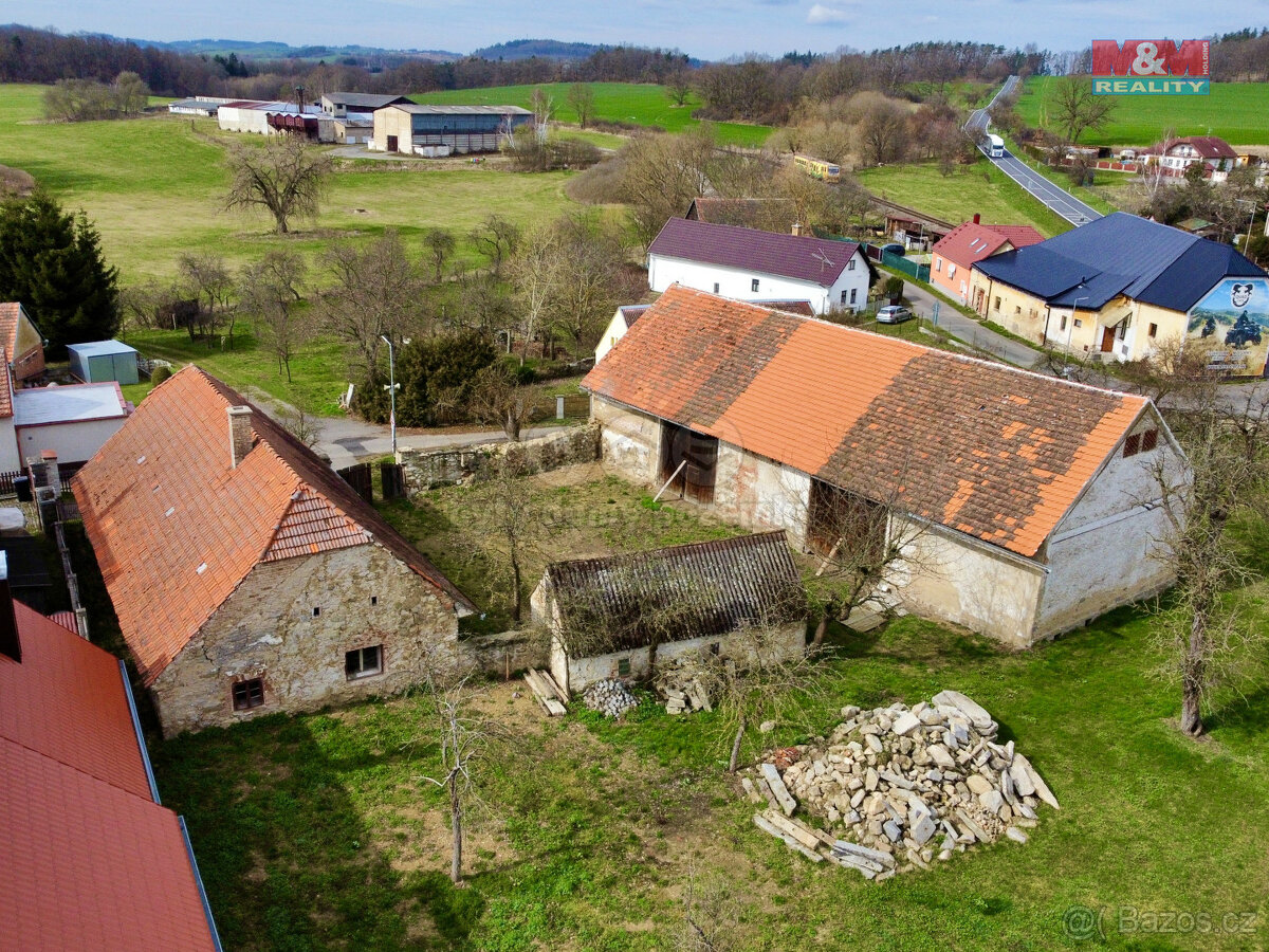 Prodej rodinného domu, 162 m², Tchořovice