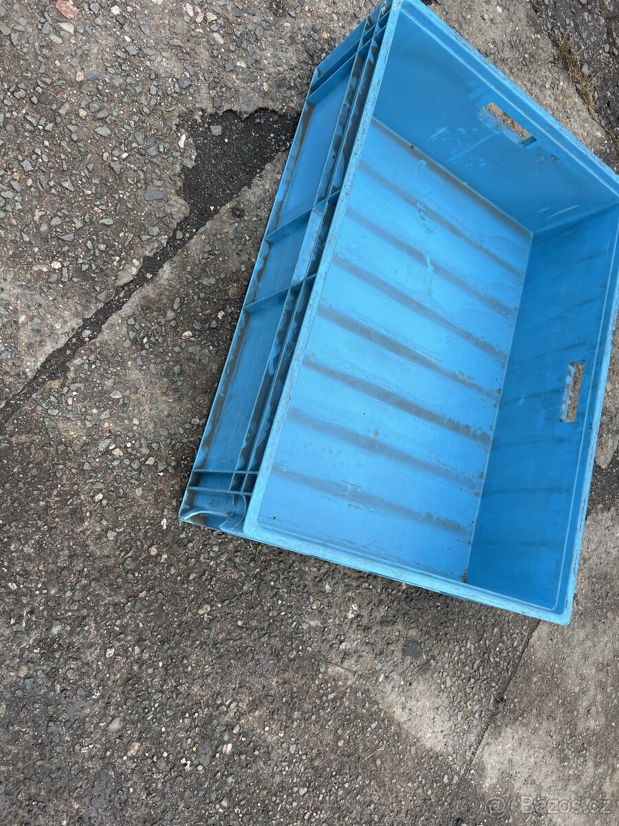 Plastove bedýnky, přepravky