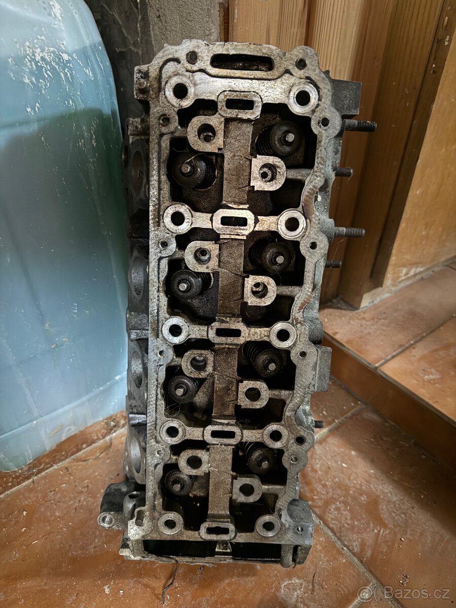 Hlava motoru 1.2tsi 77kw