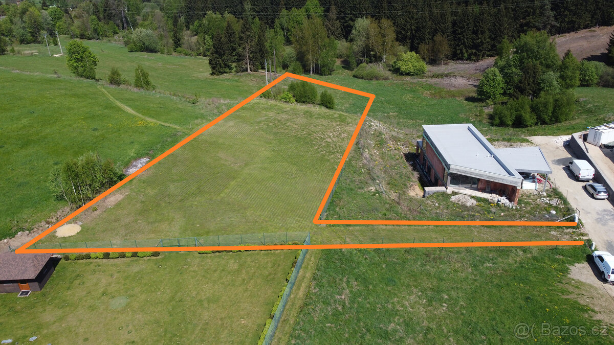 Lukrativní stavební pozemek v Jeřmanicích