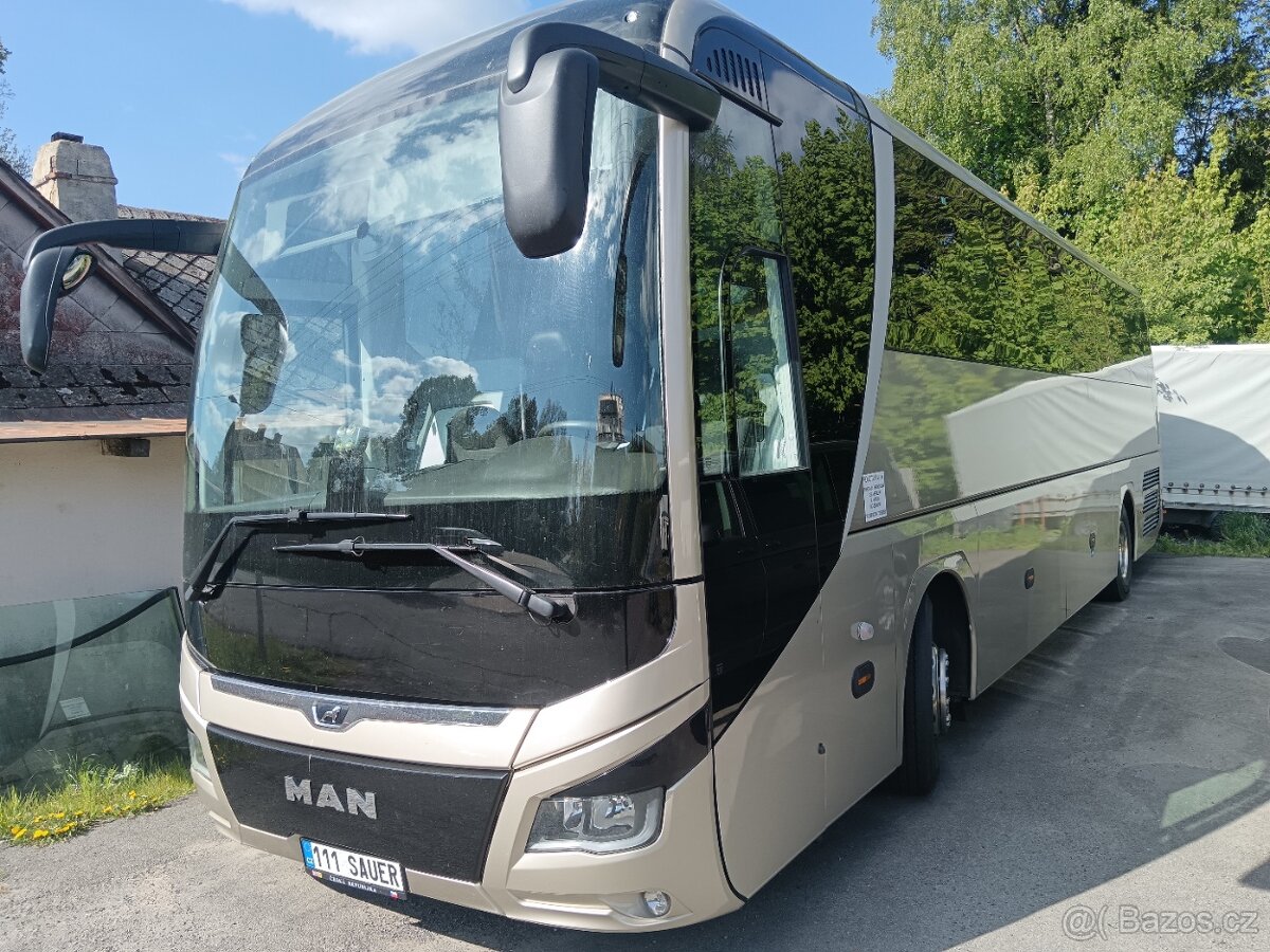Autobus v TOVÁRNÍ ZÁRUCE Man Lion's Coach