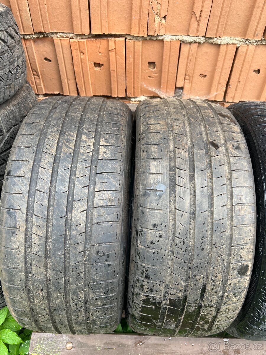 225/40/18