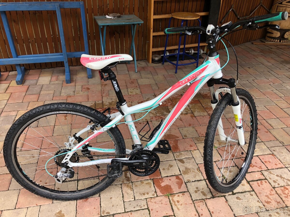 Kellys Vanity 20