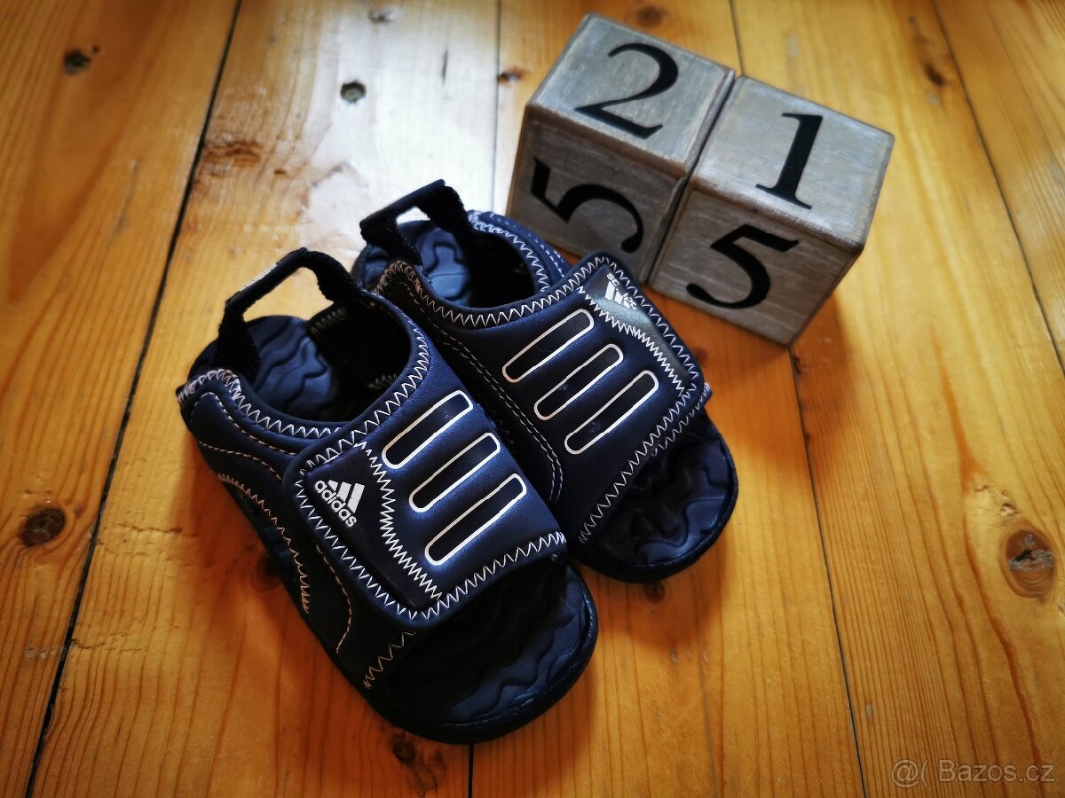 Nové sandálky Adidas