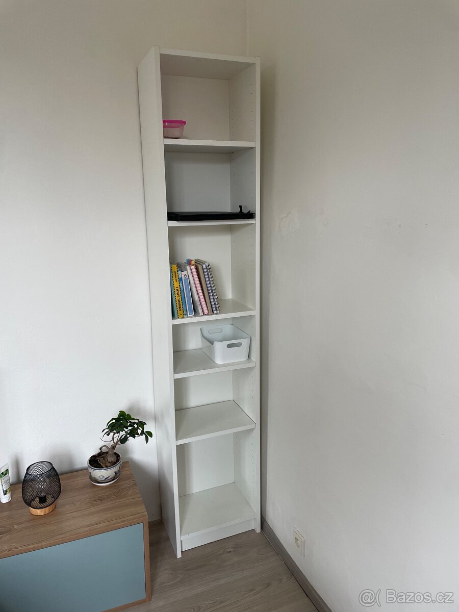 Knihovna Ikea