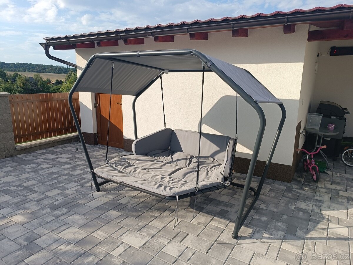 Zahradní houpačka LAUREEN