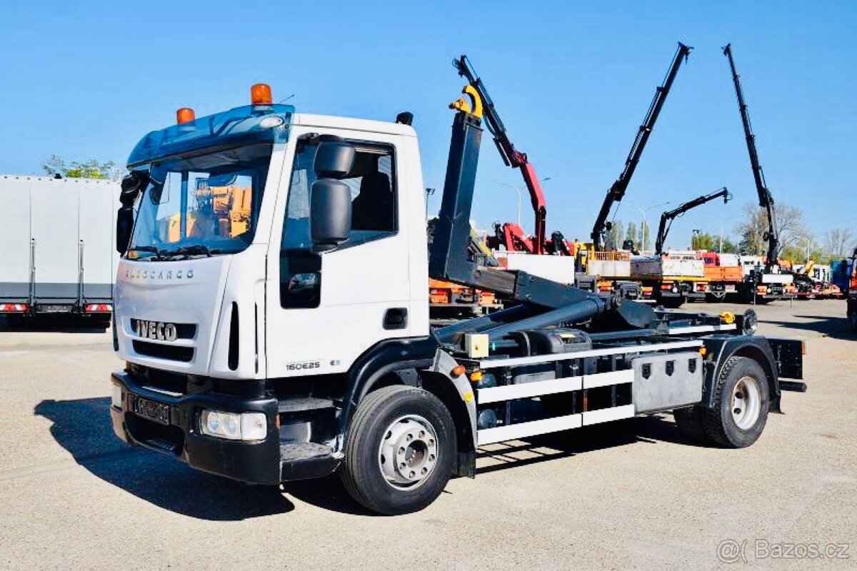 16t Iveco 3místa kontejner Eur5