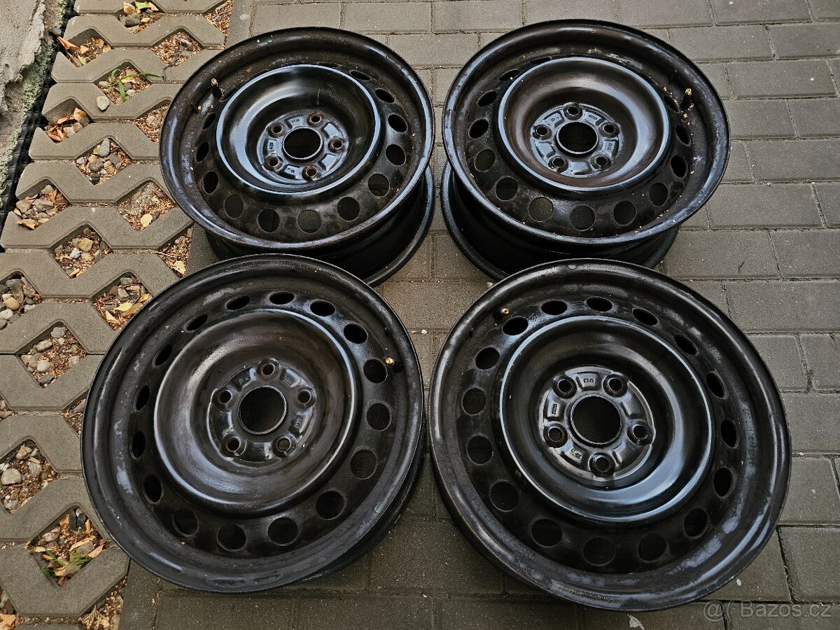 Plechové disky Toyota R16 5x114,3 ET45 6,5J Avensis Auris