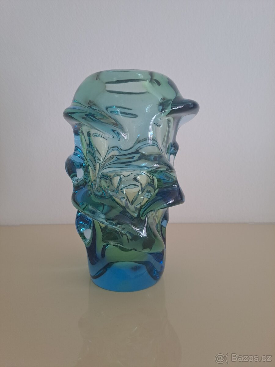 Prodám vázu Jan Kotik-21cm.