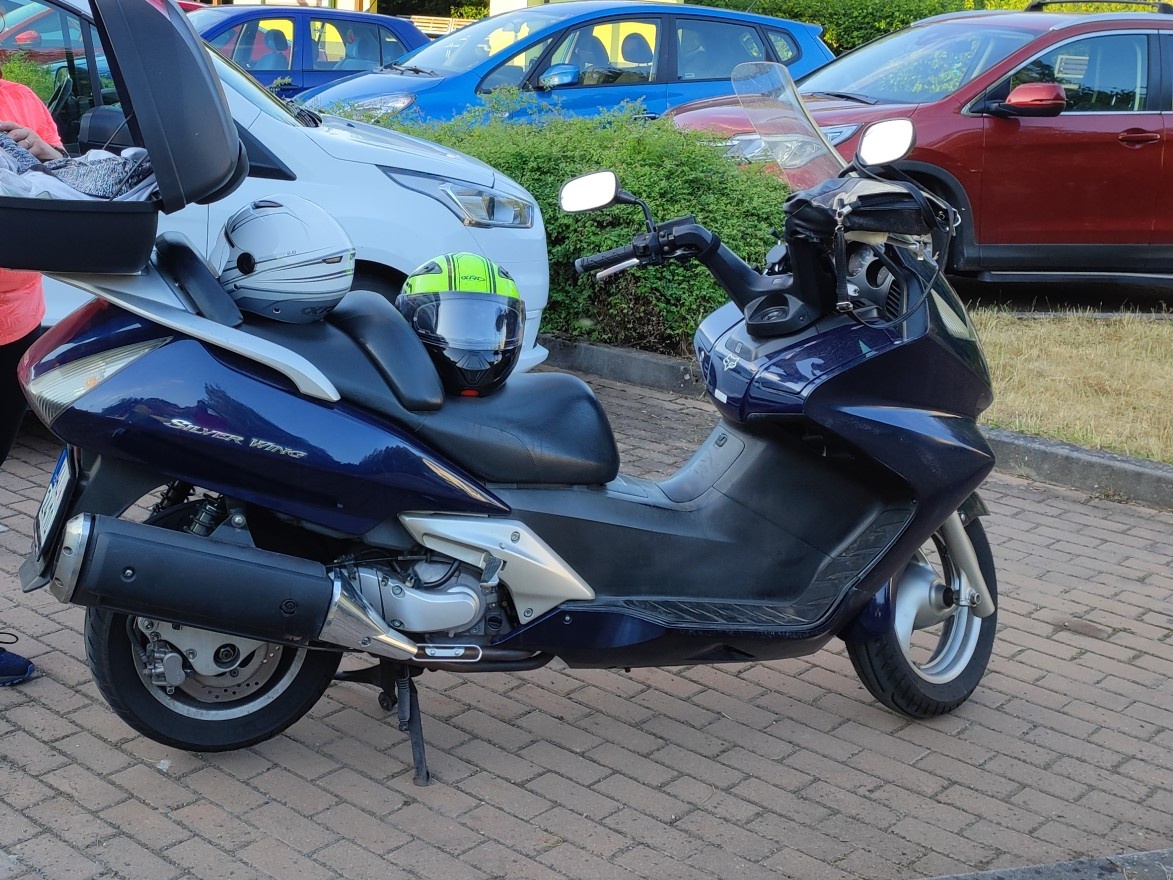 HONDA FJS 600 Silver Wing