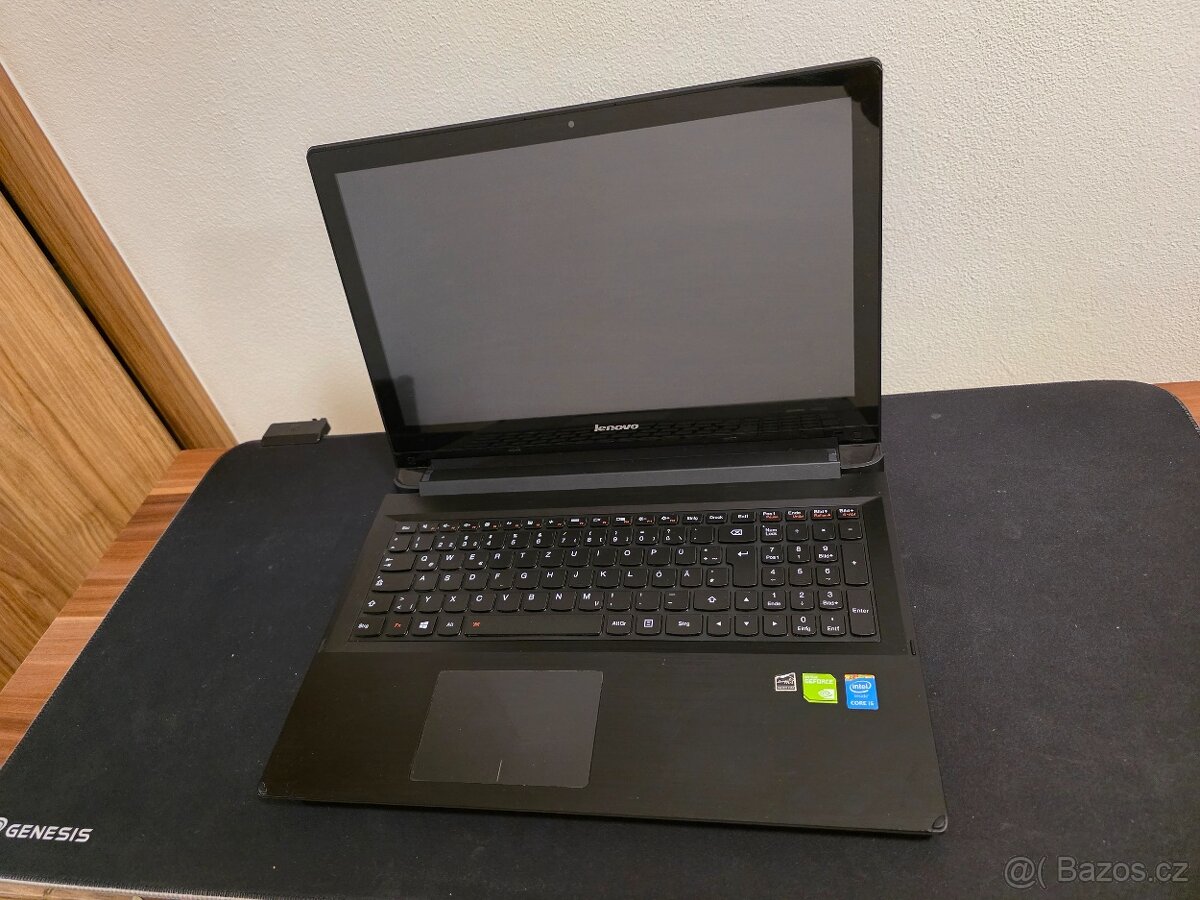 Notebook LENOVO Z546
