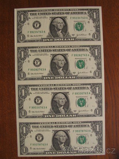 4x 1$ US dollar nerozříznuté bankovky 1$ US dolar.