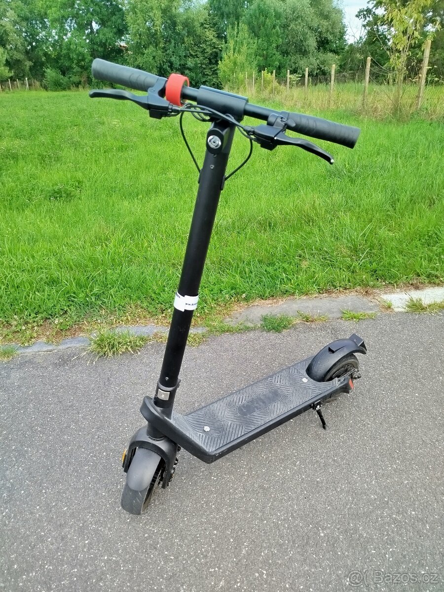 Elektrokoloběžka Cory Cool