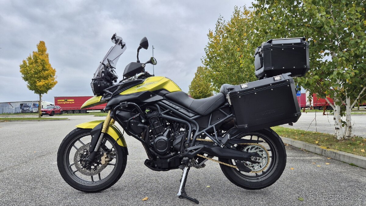 Triumph Tiger 800