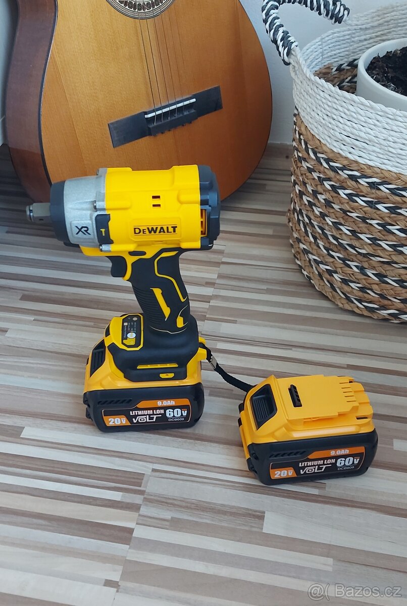 Velký Aku 20V/9.0Ah DCB 609,pro nářadí DeWALT a jiné nářadí.