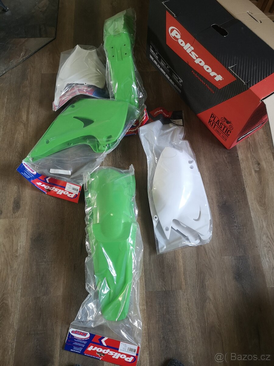 Kawasaki KX 125 /250, 2003-, nová sada plastů