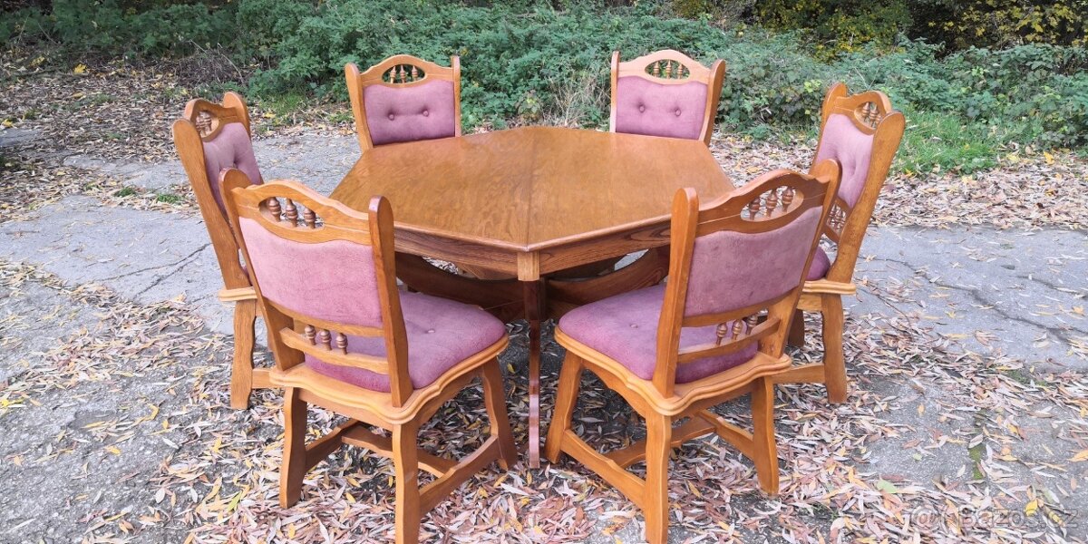 Masivní rozkládací stůl+6 ks mas.židlí