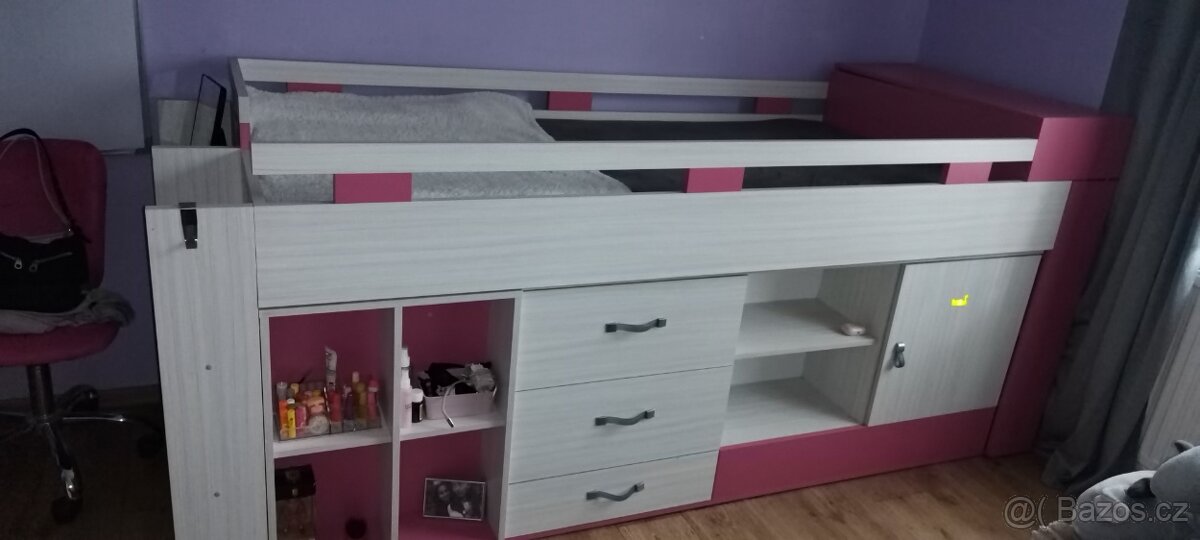 Prodám dětskou postel + matrace + nábytek