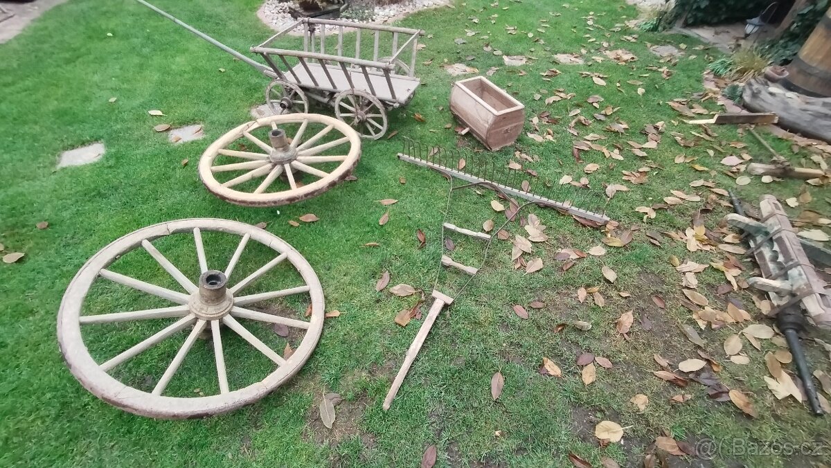 Nález z půdy, staré věci ze stodoly. Retro