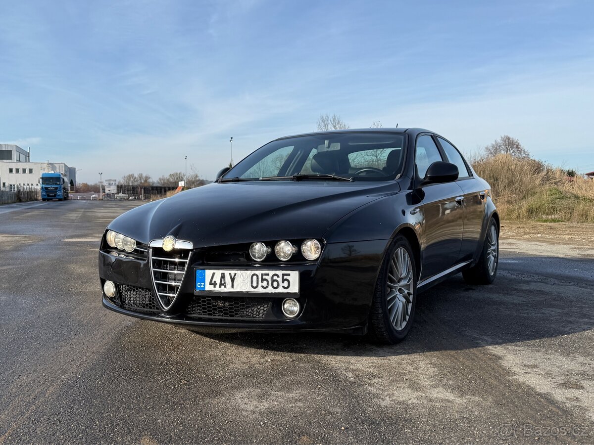 Alfa Romeo 159 2.0 JTDm 125 kW / Nová Stk /