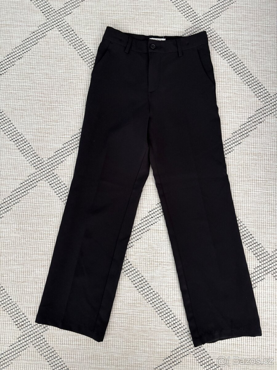 Černé společenské kalhoty Lindex 134