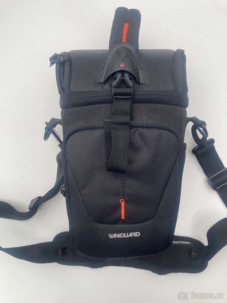 Fotobrašna Vanguard Up-Rise 15