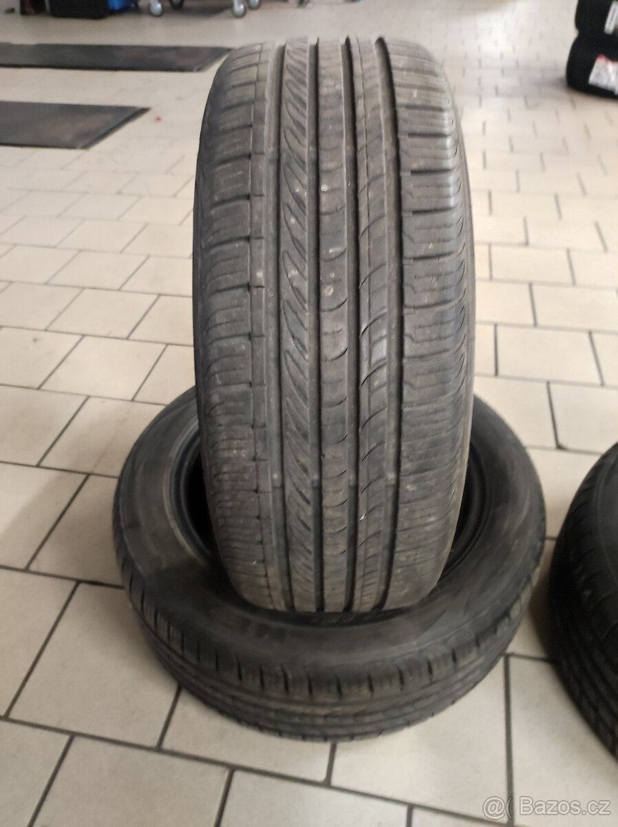 195/50 R15 82v letni pneu