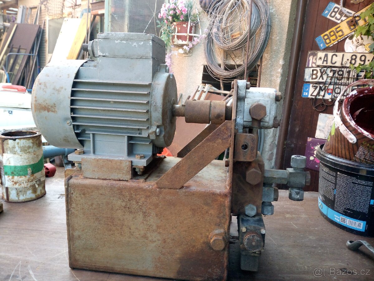 Hydraulická jednotka