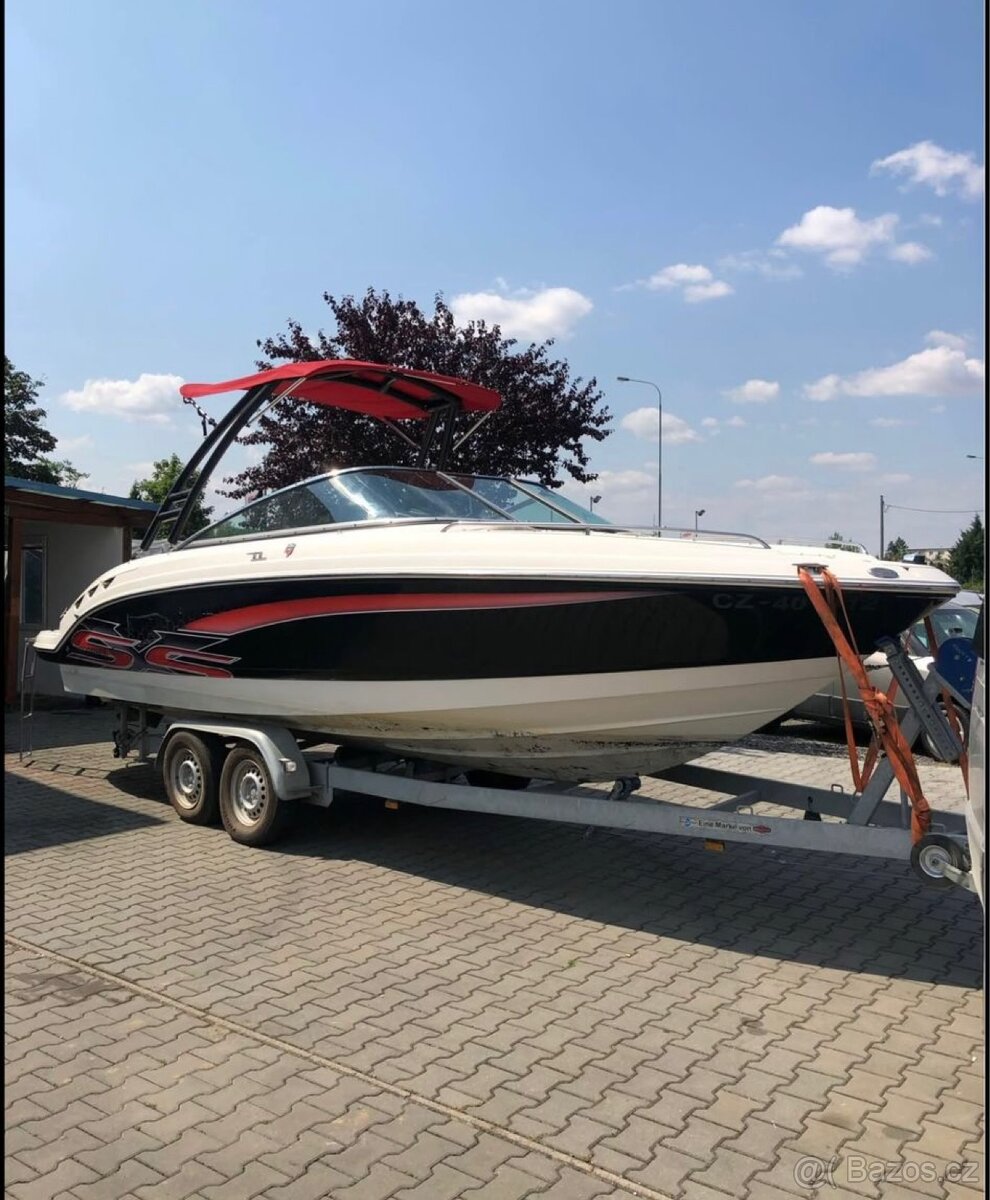 Motorový člun CHAPARRAL 236 XSS
