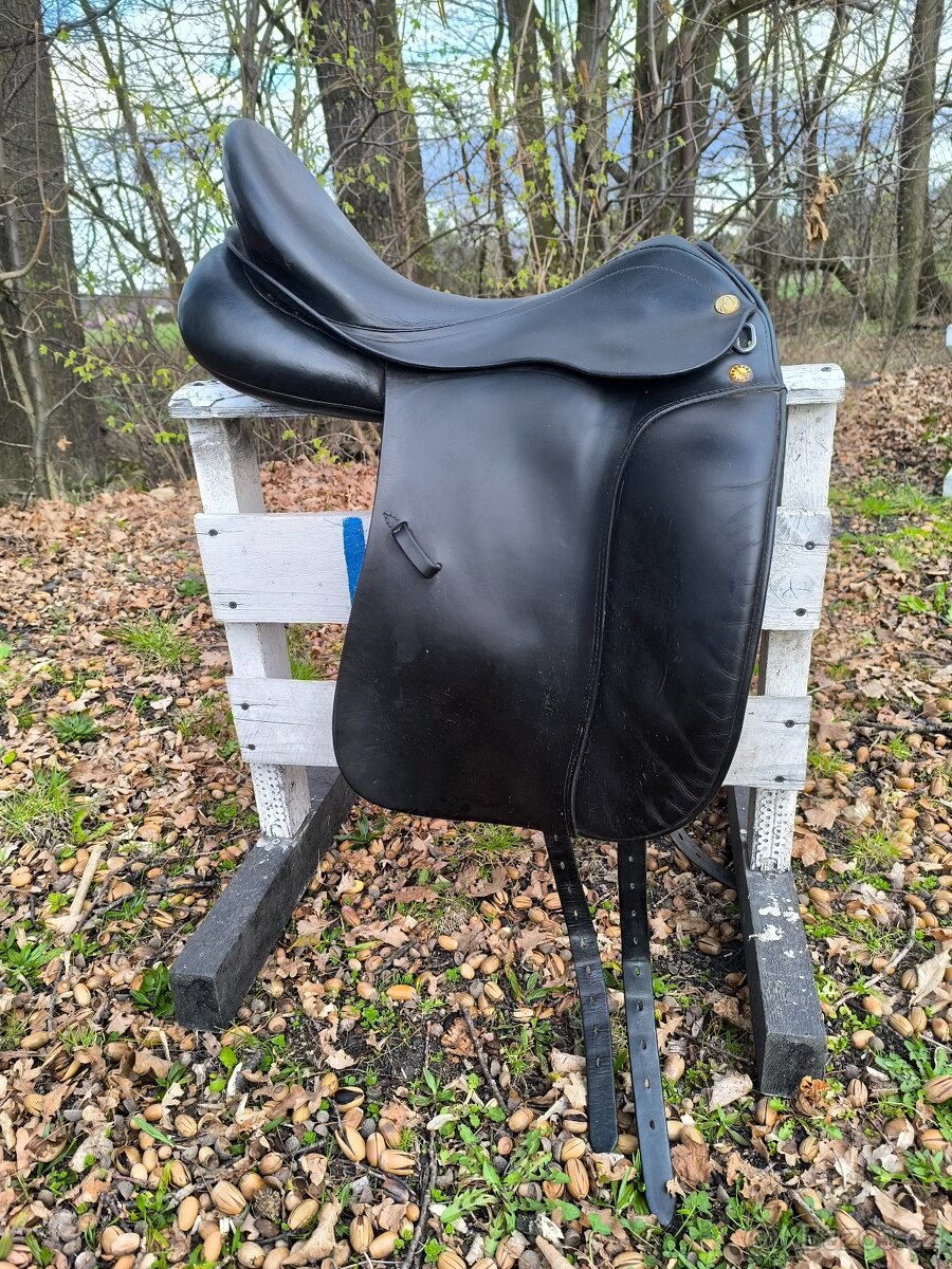 PRESTIGE TOP DRESSAGE 17/3 - SLEVA