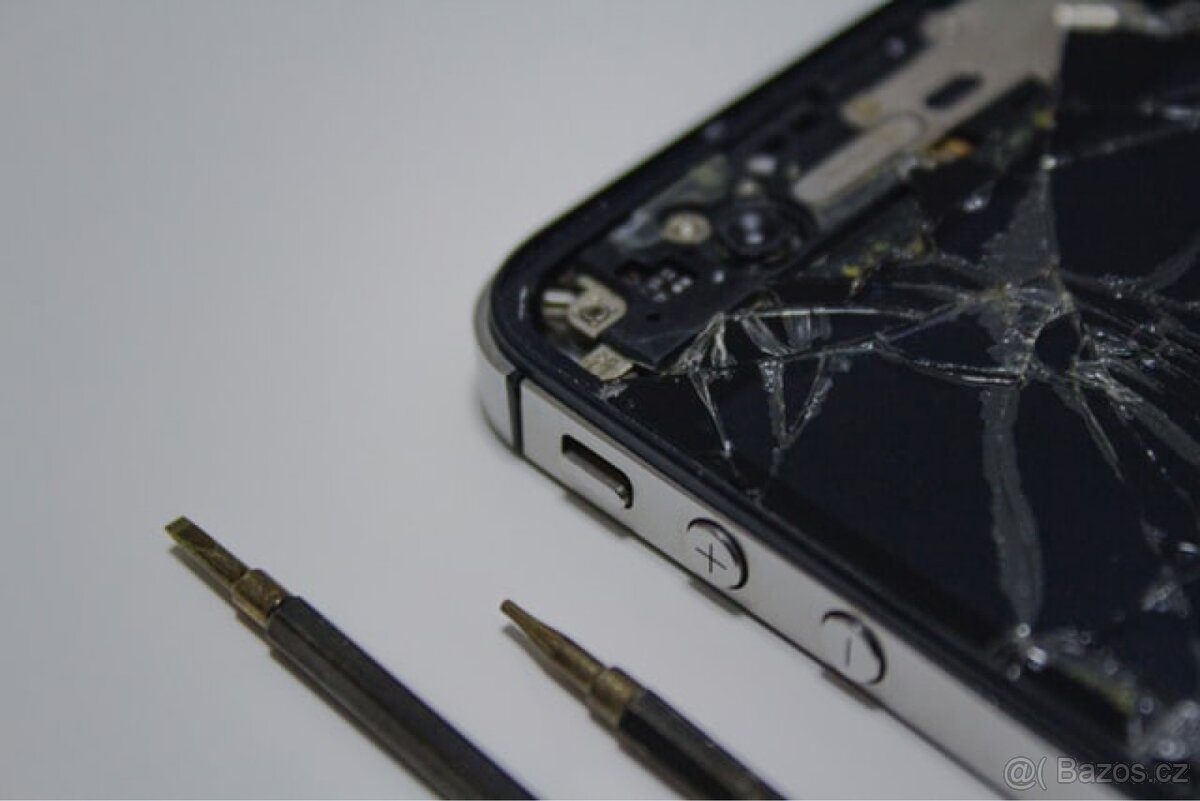 Díly na iPhone