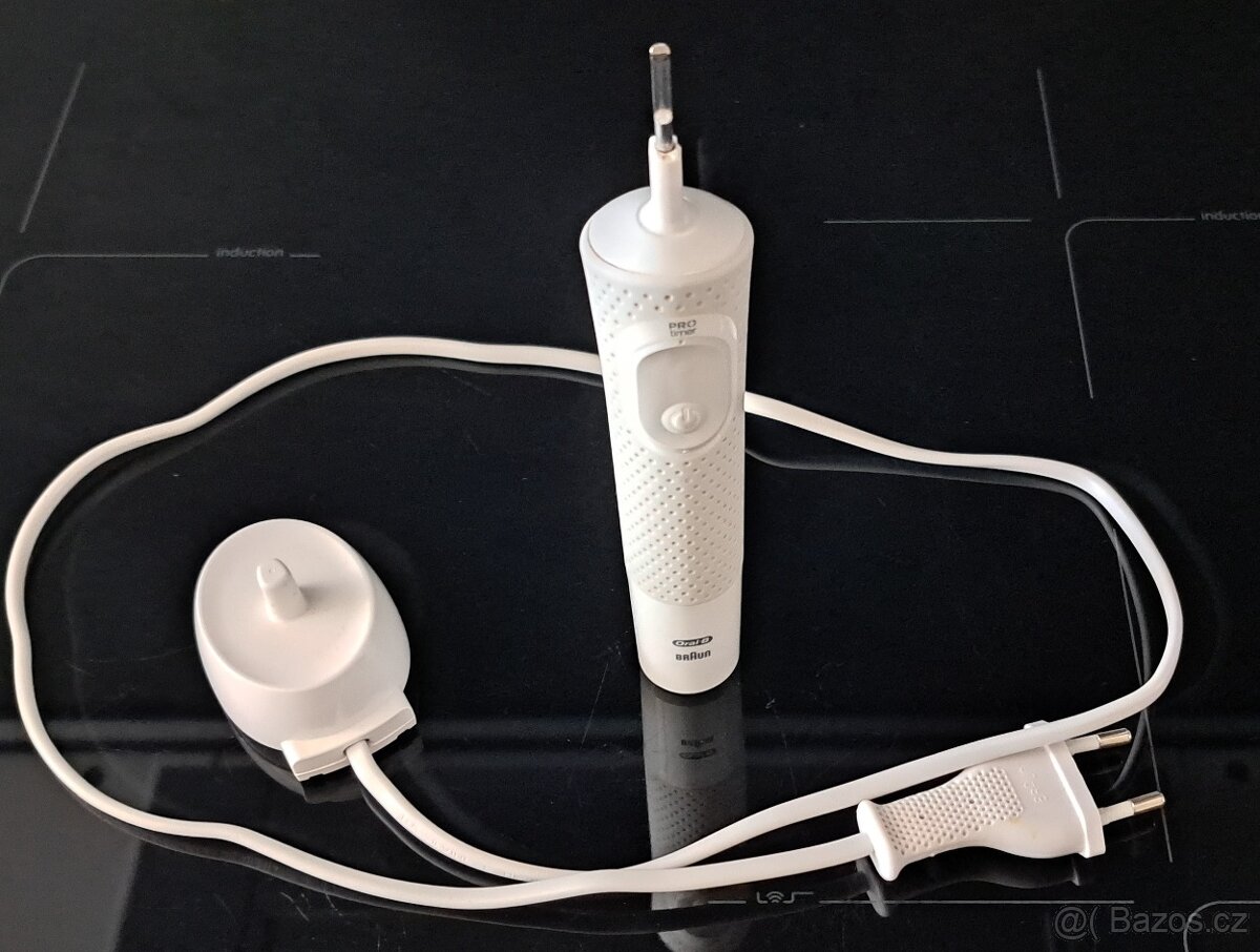 Elektrický kartáčel Braun Oral B